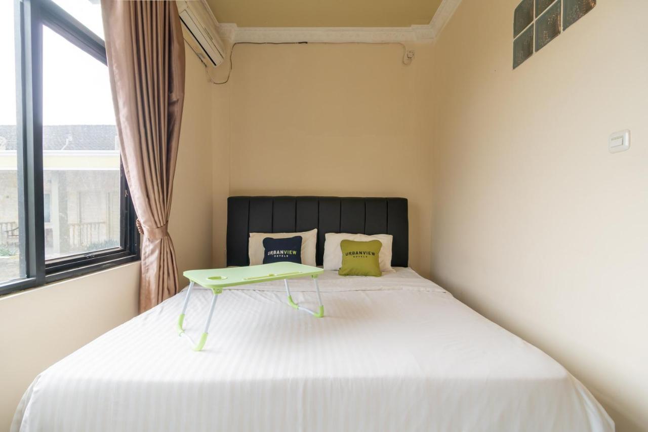 Urbanview Hotel Nugraha Palembang By Reddoorz Eksteriør bilde