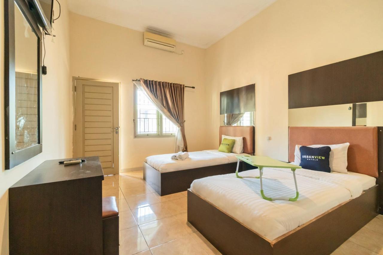 Urbanview Hotel Nugraha Palembang By Reddoorz Eksteriør bilde