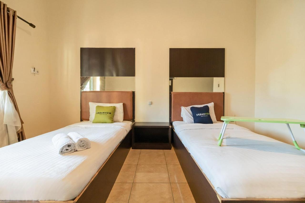 Urbanview Hotel Nugraha Palembang By Reddoorz Eksteriør bilde