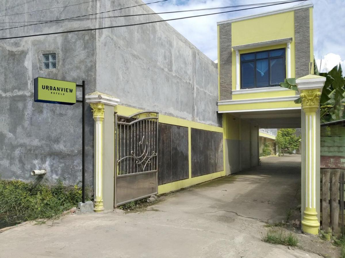 Urbanview Hotel Nugraha Palembang By Reddoorz Eksteriør bilde