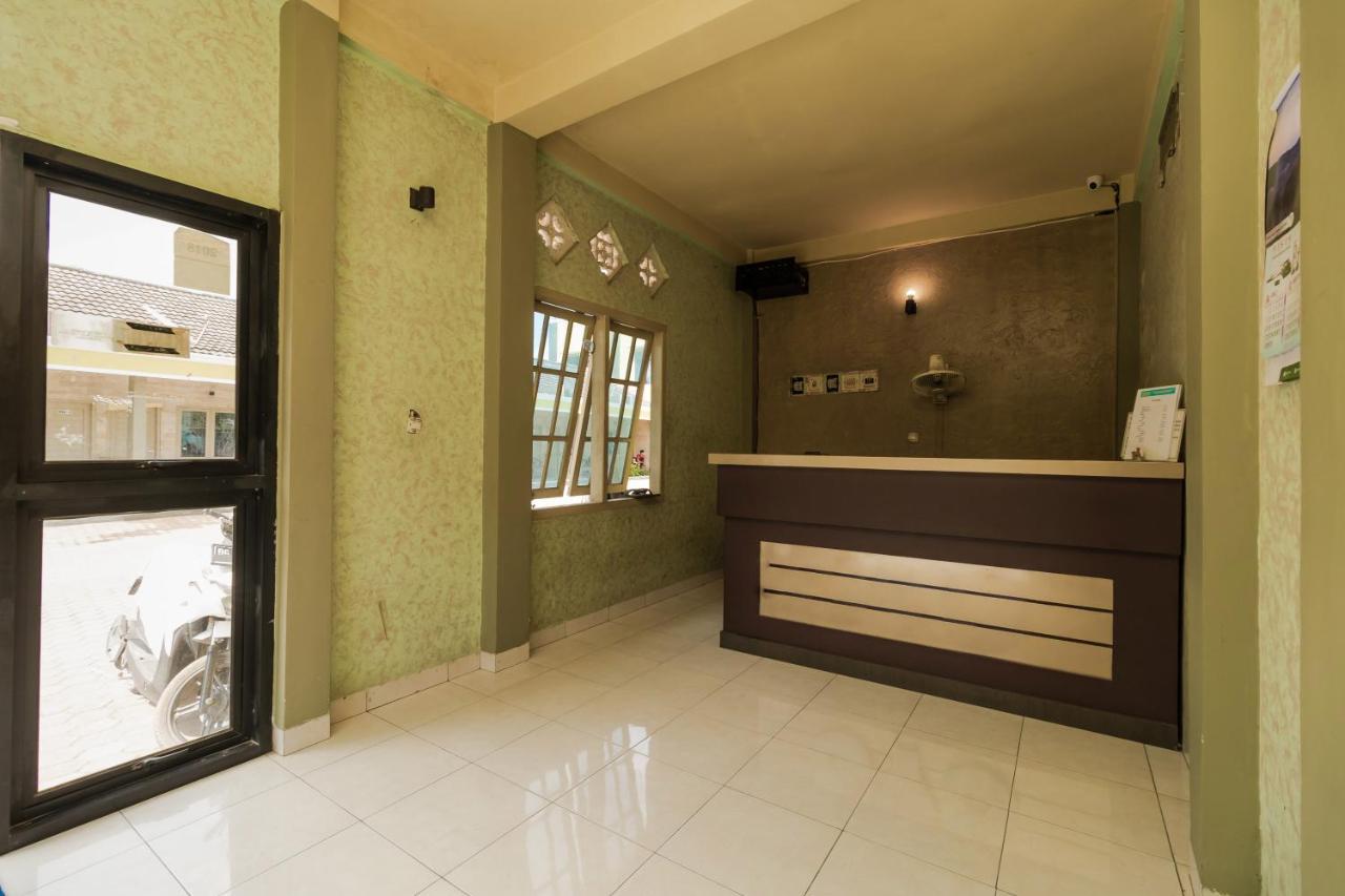 Urbanview Hotel Nugraha Palembang By Reddoorz Eksteriør bilde